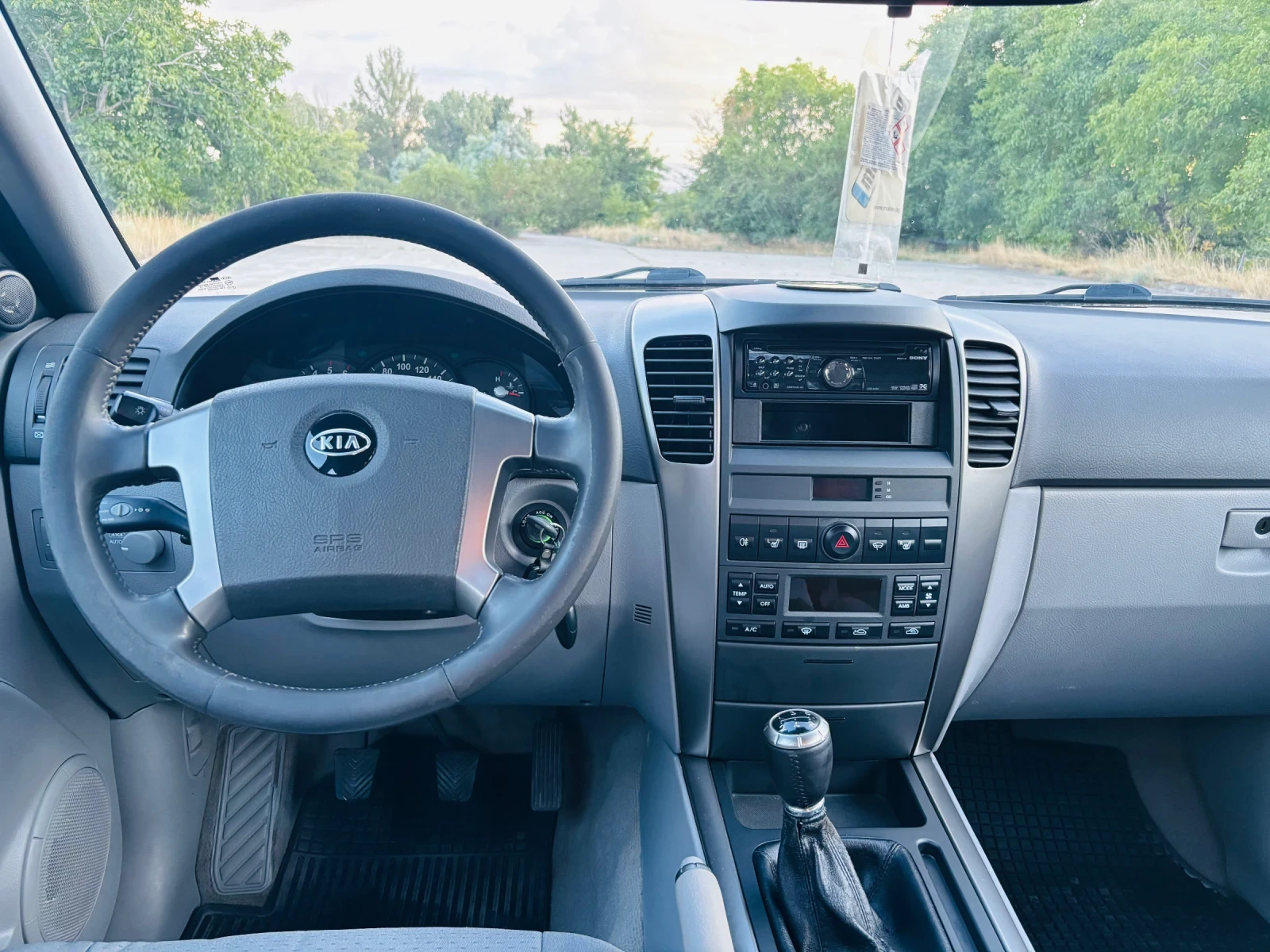 Kia Sorento 176000km!!!, снимка 13 - Автомобили и джипове - 55420272