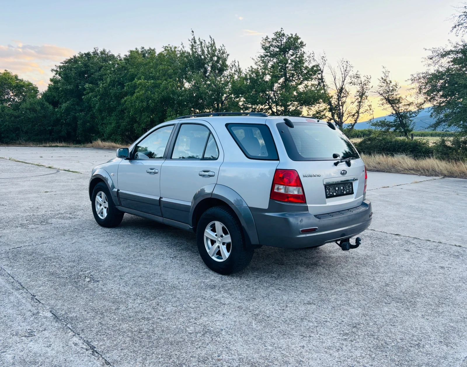 Kia Sorento 176000km!!!, снимка 3 - Автомобили и джипове - 55420272