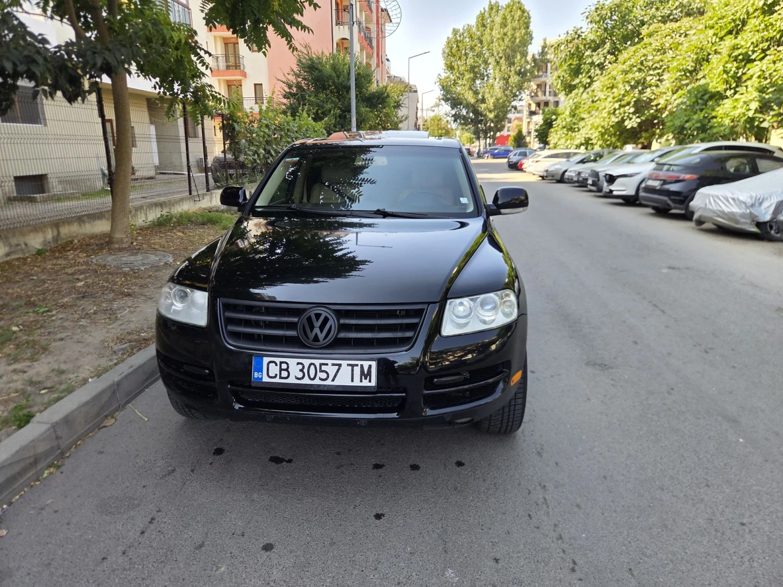 VW Touareg Бенз/газ* avtomat* сменени вериги* TOP, снимка 2 - Автомобили и джипове - 55579180
