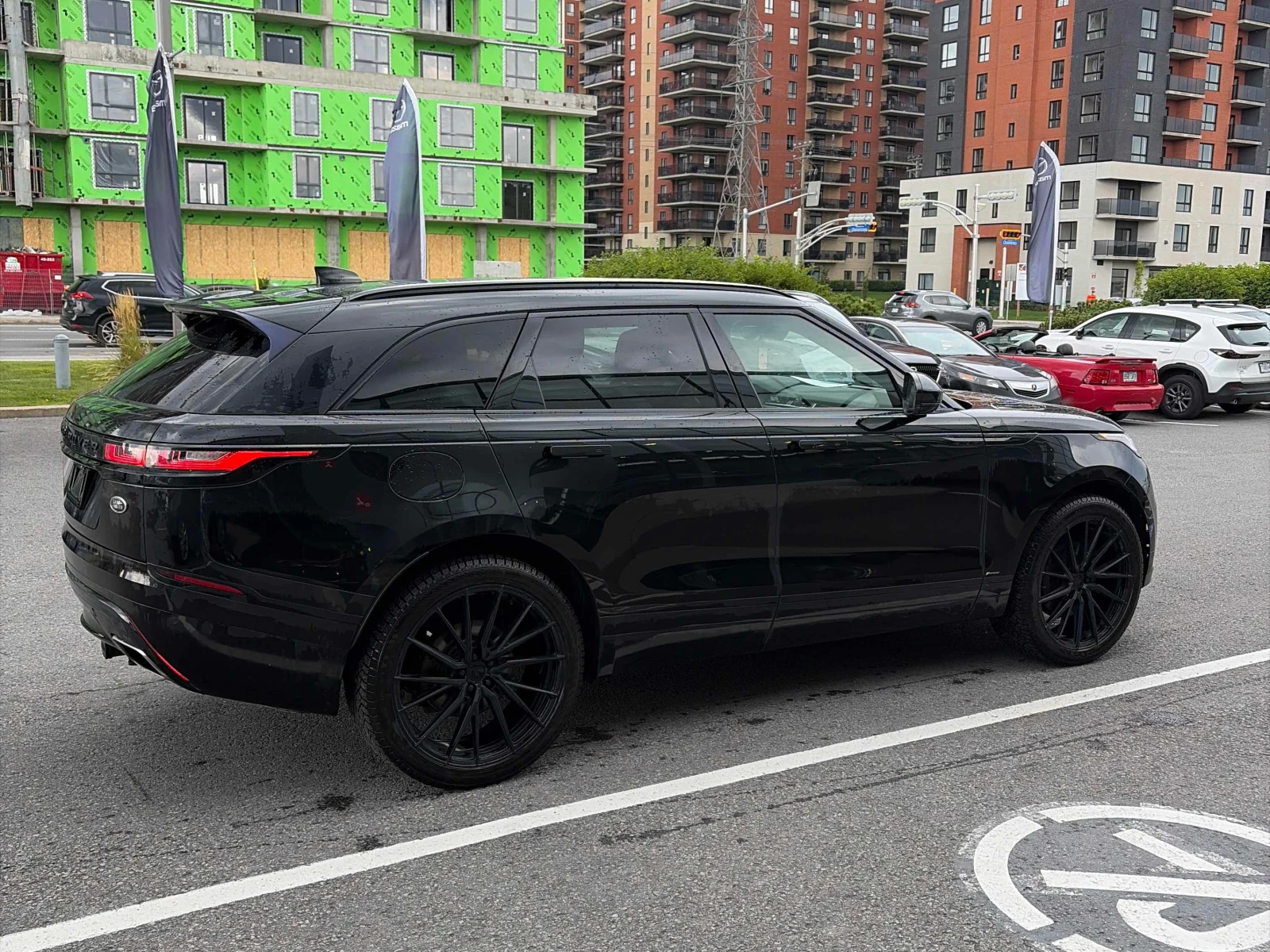 Land Rover Range Rover Velar R Dynamic S | CARFAX | АВТОФИНАНСИРАНЕ, снимка 4 - Автомобили и джипове - 55892299