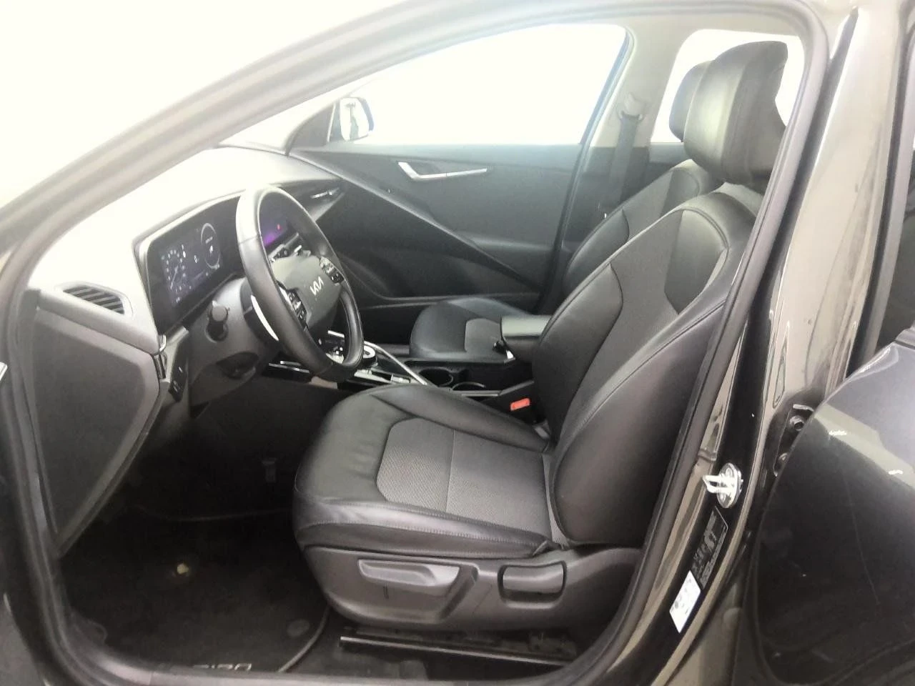 Kia Niro Niro 64kwh, снимка 12 - Автомобили и джипове - 55967148