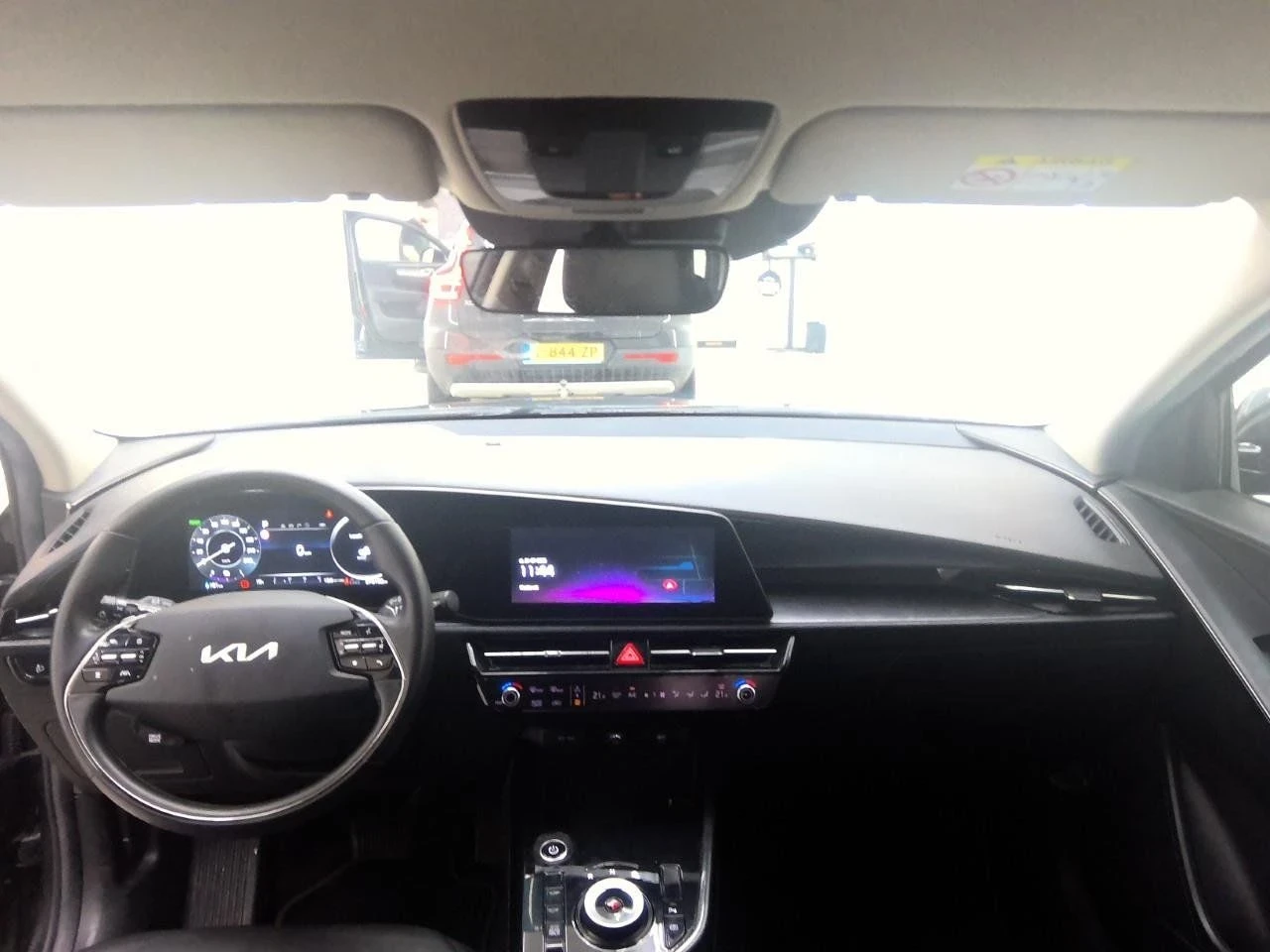 Kia Niro Niro 64kwh, снимка 14 - Автомобили и джипове - 55967148
