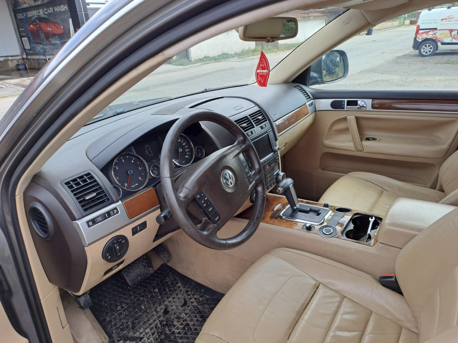 VW Touareg 3.0 Diesel, снимка 6 - Автомобили и джипове - 55969139