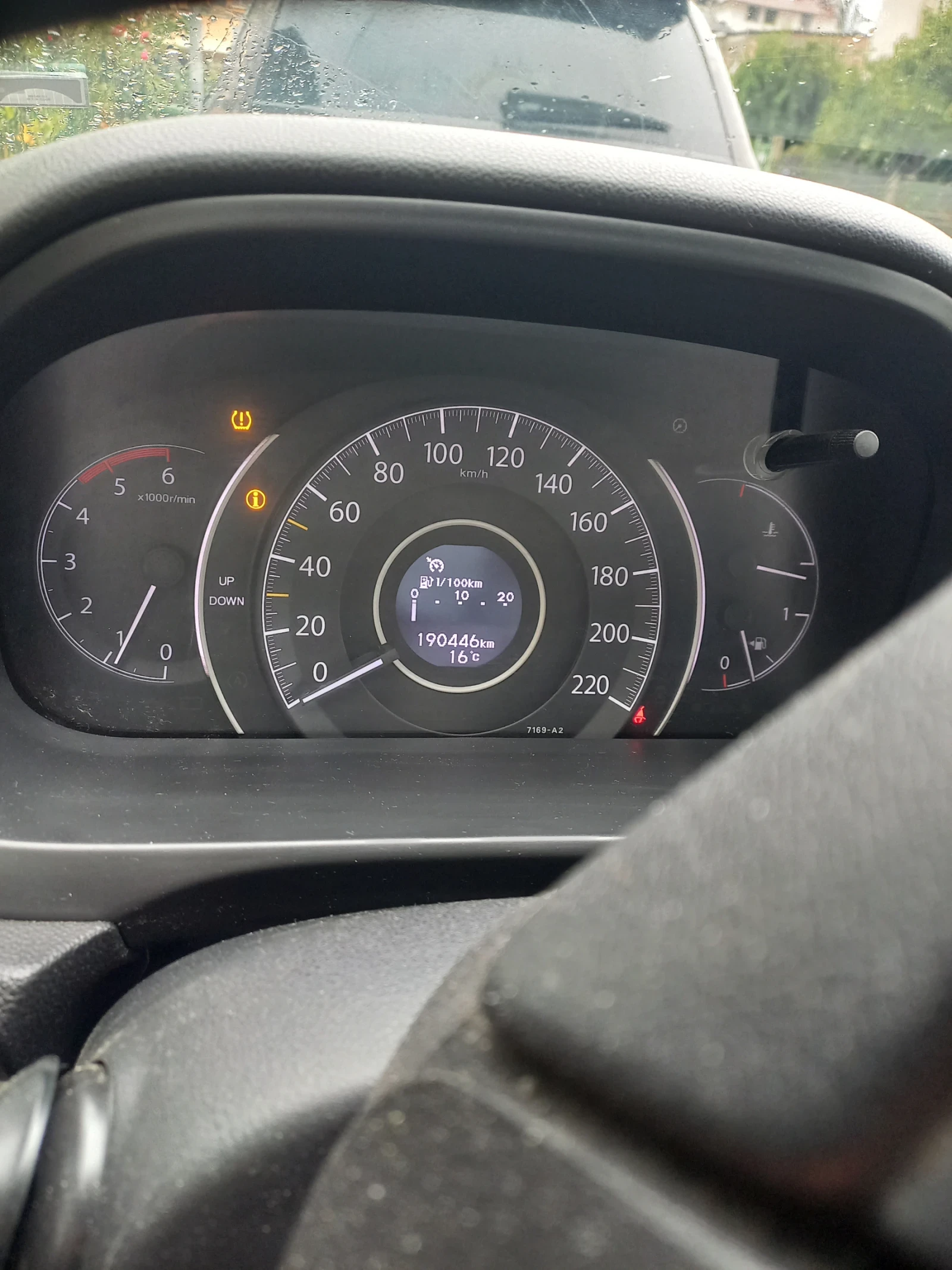 Honda Cr-v 2.2 , снимка 14 - Автомобили и джипове - 56056130
