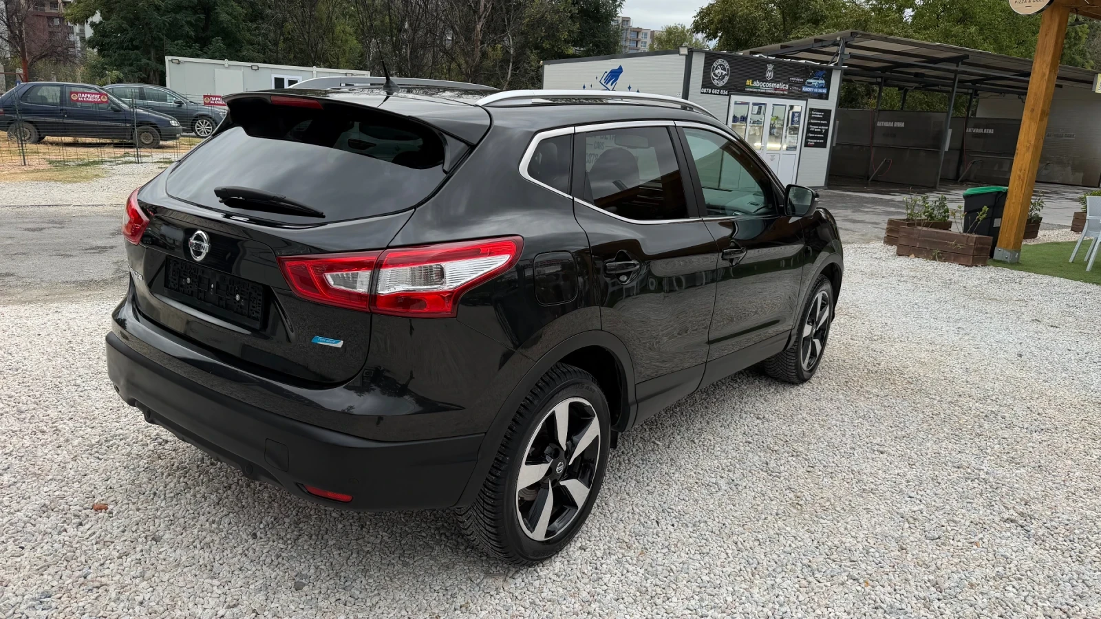 Nissan Qashqai Нов внос от Италия:TEKNA/FUUL ЕКСТРИ/ПАНОРАМА/360 , снимка 4 - Автомобили и джипове - 56235732