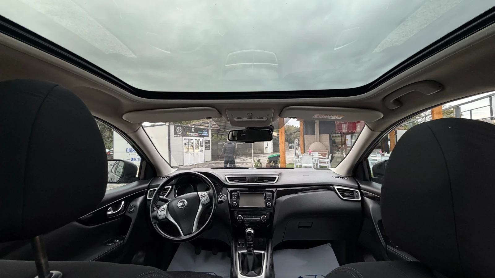 Nissan Qashqai Нов внос от Италия:TEKNA/FUUL ЕКСТРИ/ПАНОРАМА/360 , снимка 9 - Автомобили и джипове - 56235732