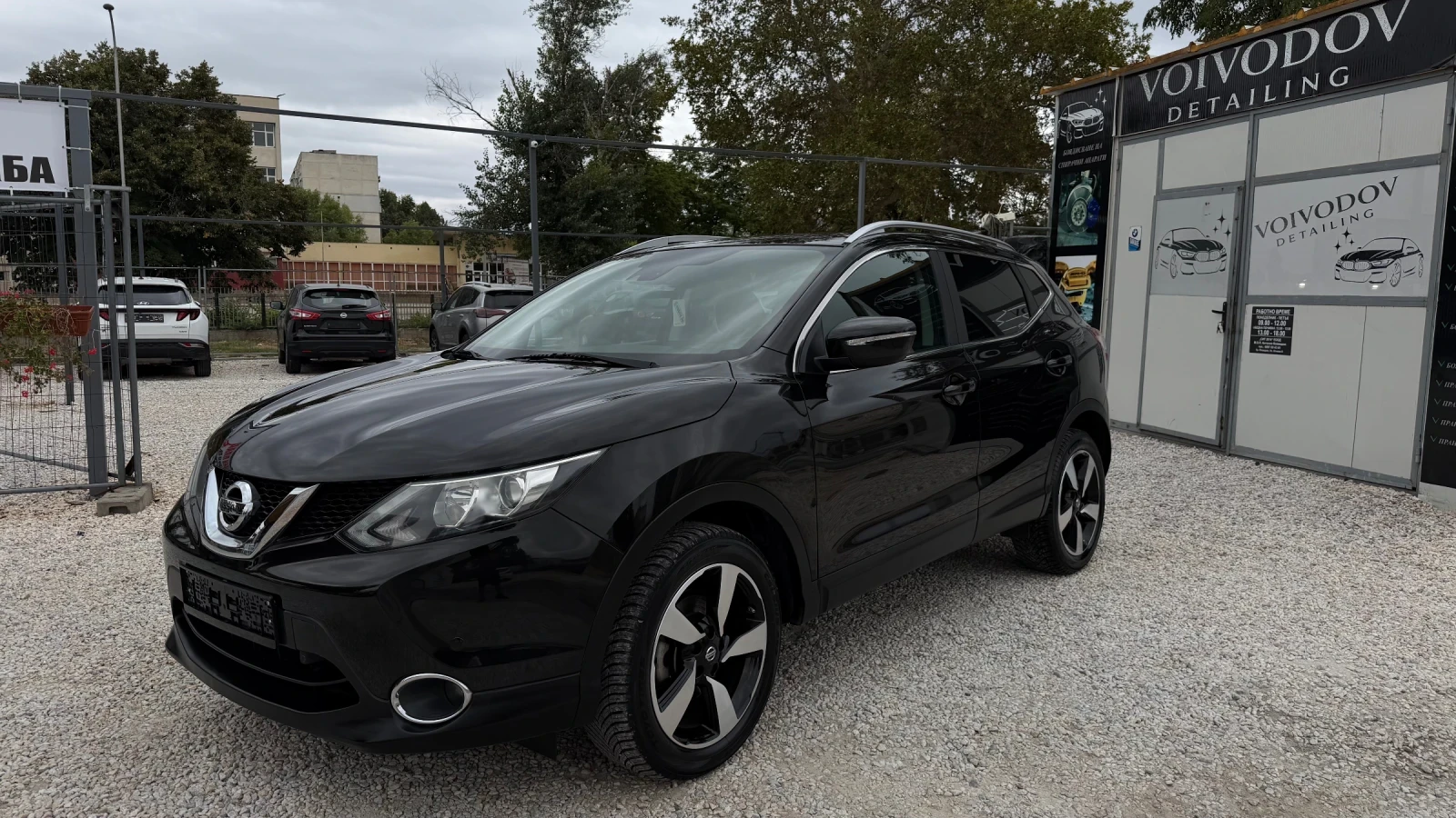 Nissan Qashqai Нов внос от Италия:TEKNA/FUUL ЕКСТРИ/ПАНОРАМА/360 , снимка 2 - Автомобили и джипове - 56235732