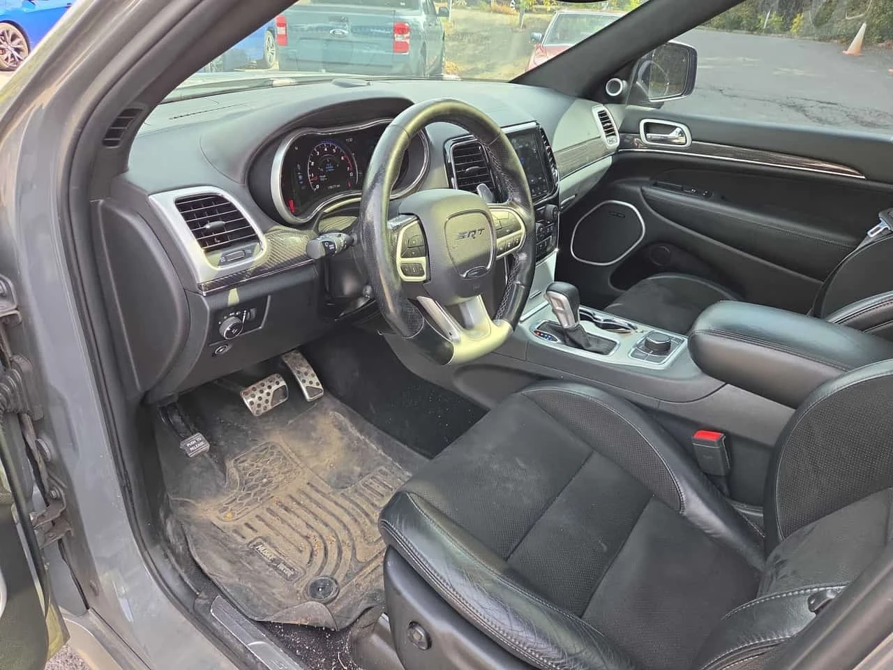 Jeep Grand cherokee SRT  CARFAX | Mobile.bg � ����������� 5