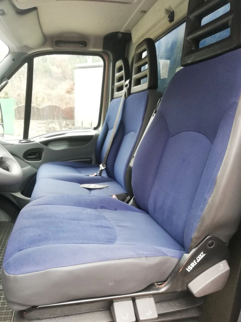 Iveco Daily, снимка 15 - Бусове и автобуси - 47561889