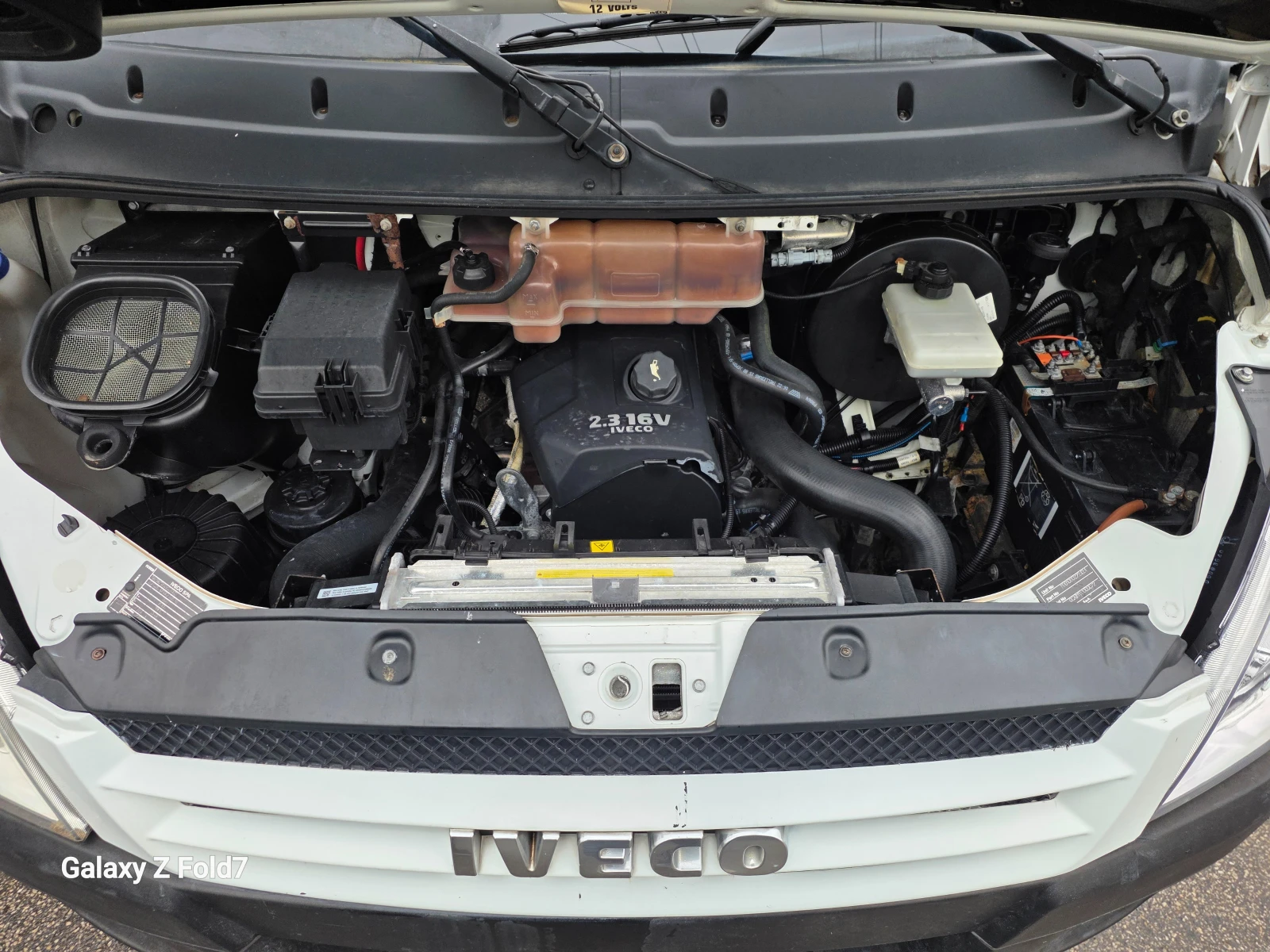 Iveco 35c15 ПЕРФЕКТЕН !!!, снимка 17 - Бусове и автобуси - 56718741