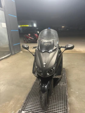  Yamaha T-max