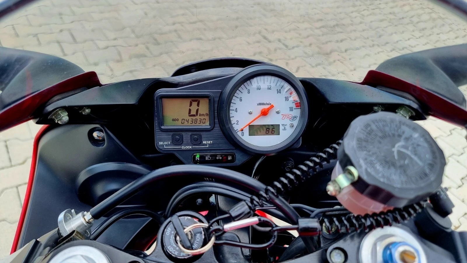 Yamaha YZF-R6 600 - изображение 10