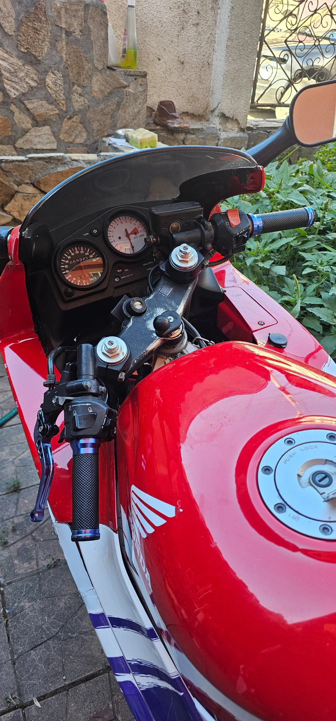 Honda Cbr Пистово ф3, снимка 6 - Мотоциклети и мототехника - 53851259