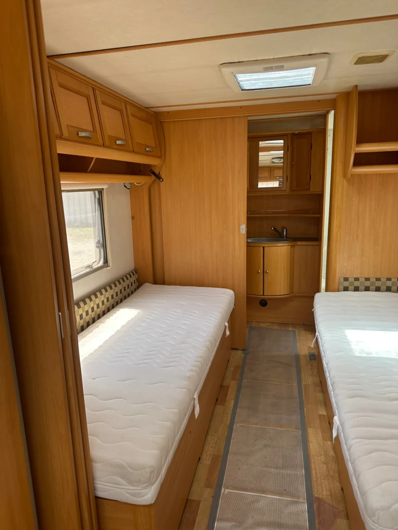 Каравана LMC, снимка 5 - Каравани и кемпери - 52593386