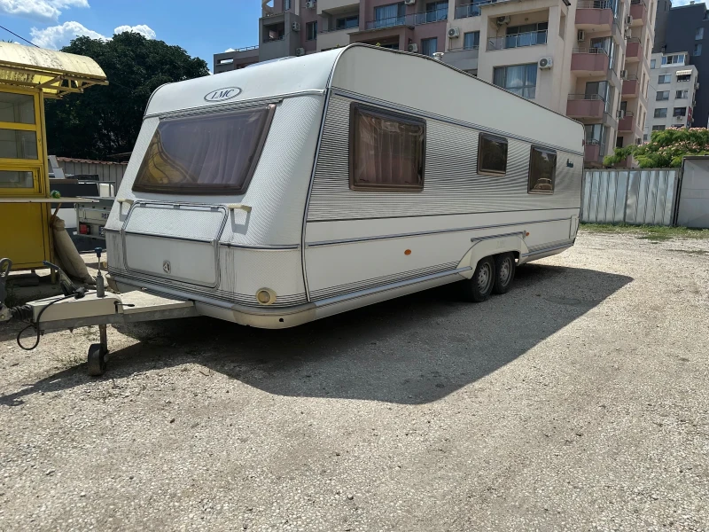 Каравана LMC, снимка 2 - Каравани и кемпери - 52593386