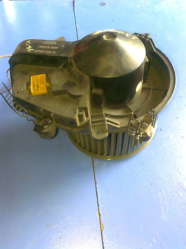 Вентилатор парно за Ауди А4 