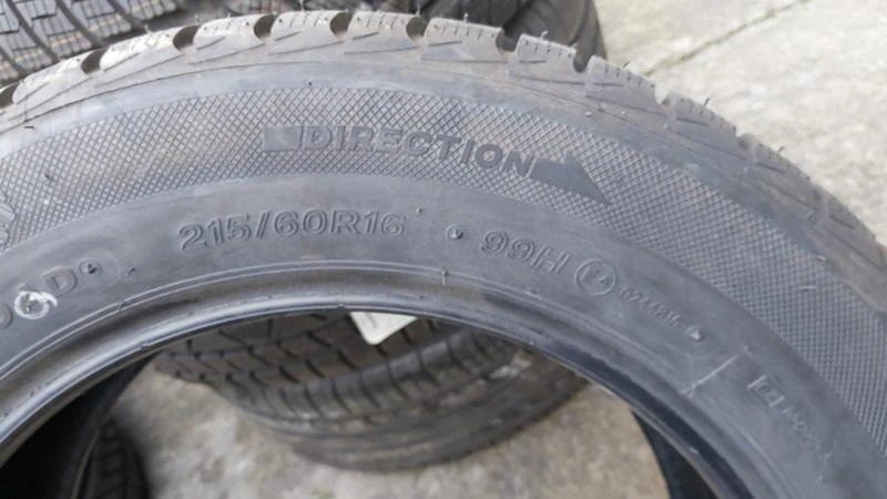 Гуми Зимни 215/60R16, снимка 8 - Гуми и джанти - 27928439