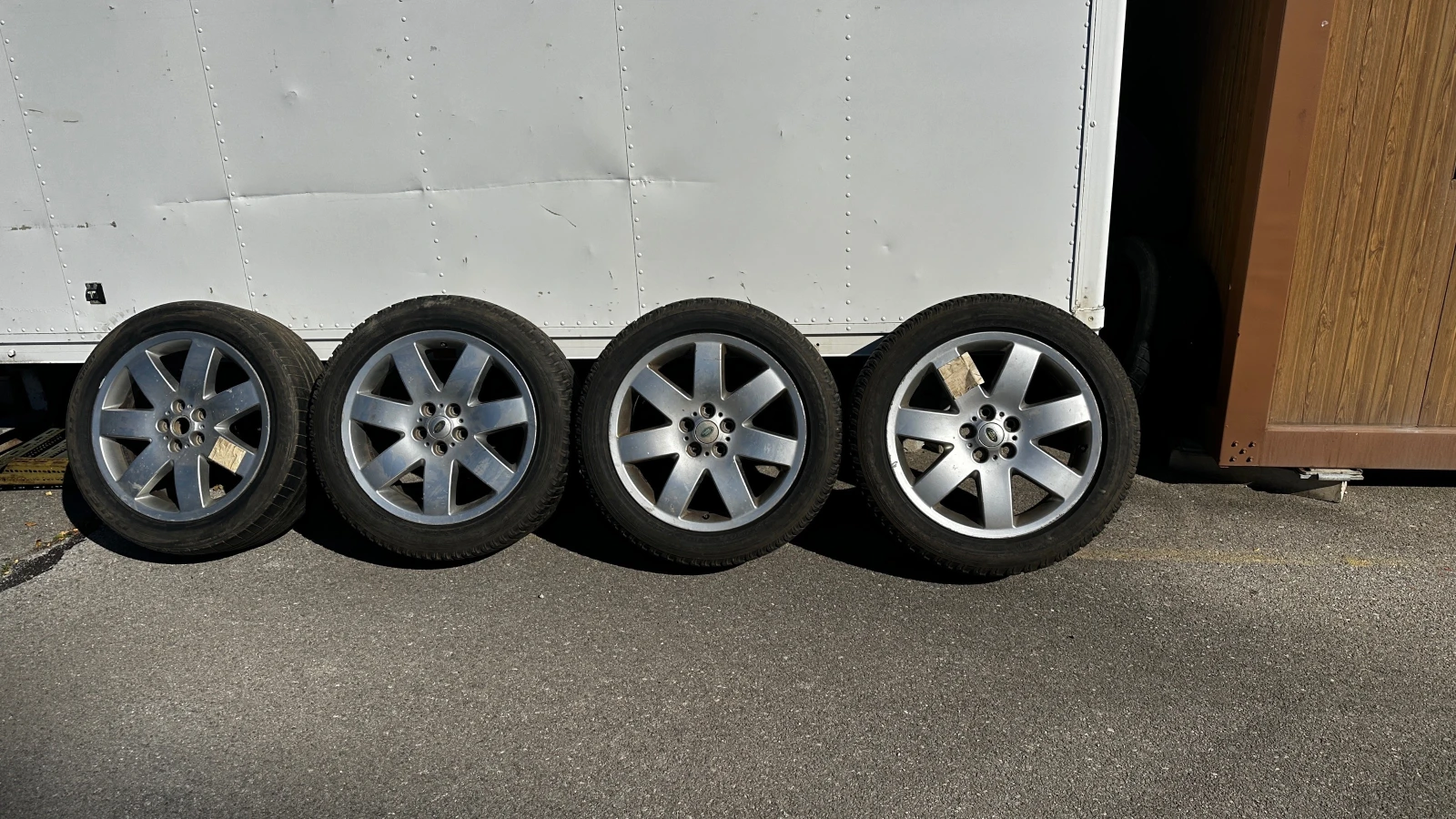    255/55R20  Land Rover Discovery | Mobile.bg   1