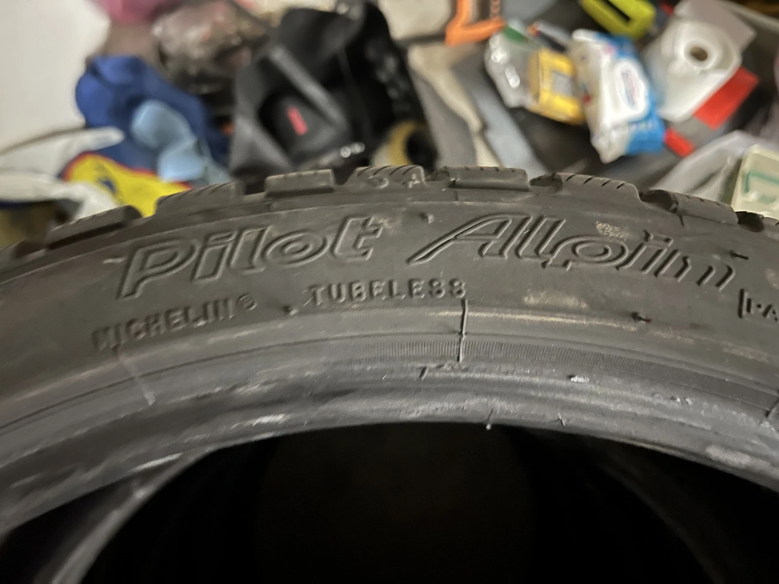 ���� 235/35R19 | Mobile.bg � ����������� 3