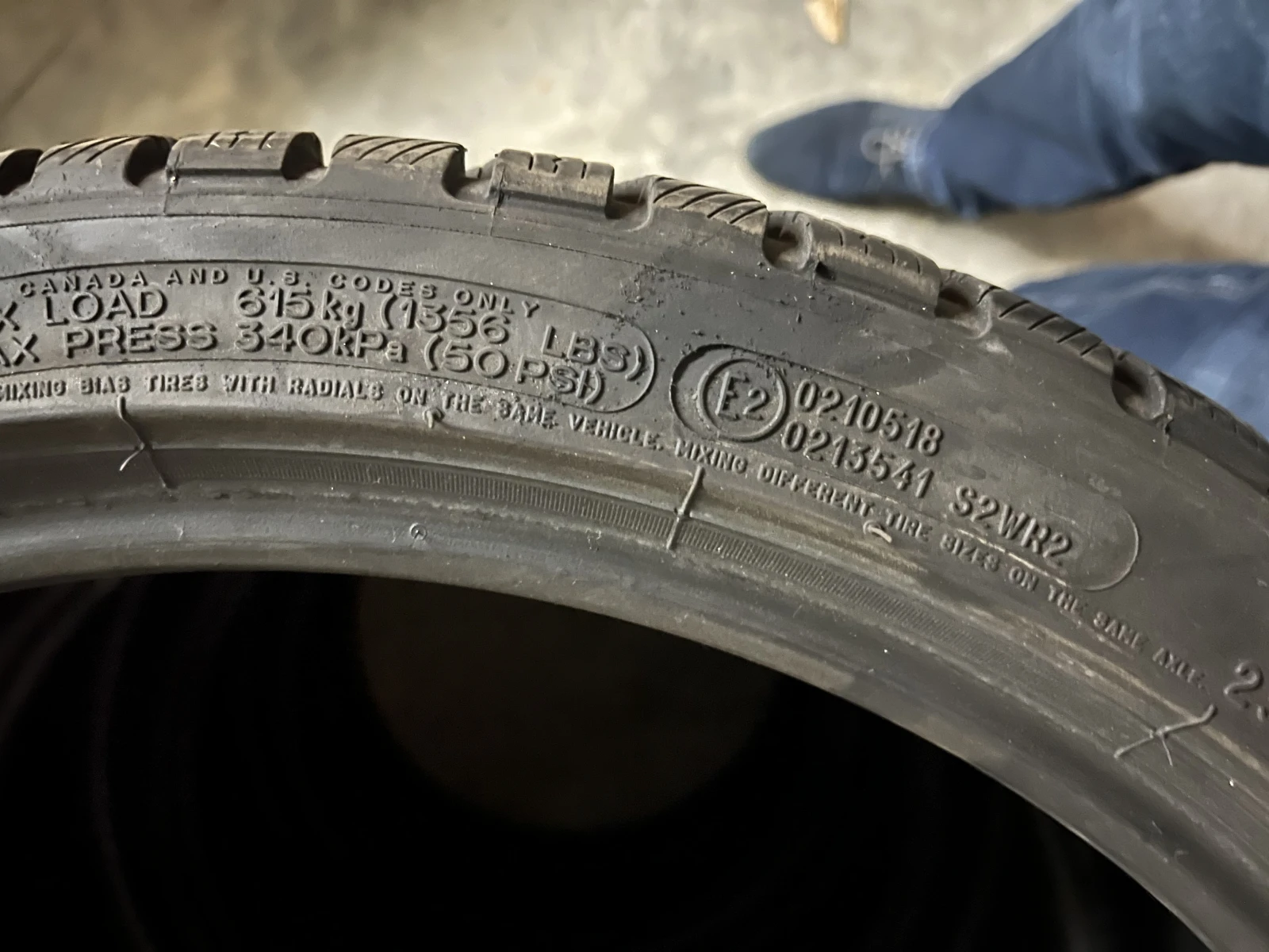 ���� 235/35R19 | Mobile.bg � ����������� 4