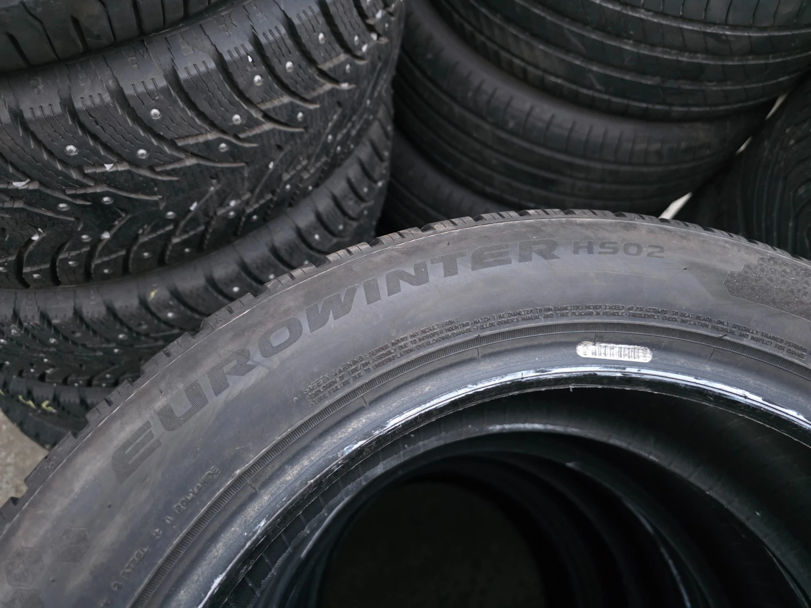 Гуми Зимни 205/55R17, снимка 11 - Гуми и джанти - 53961974