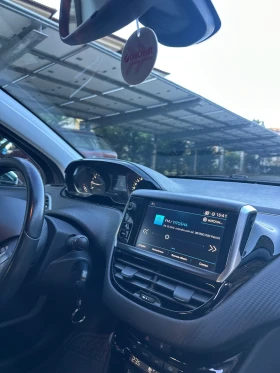 Peugeot 208 PureTech Allure, снимка 11