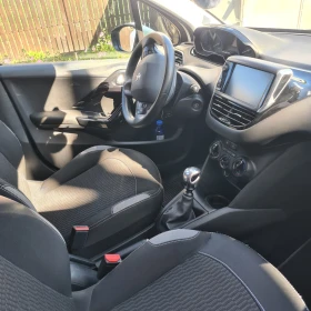 Peugeot 208, снимка 8