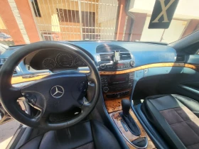 Mercedes-Benz E 320, снимка 8