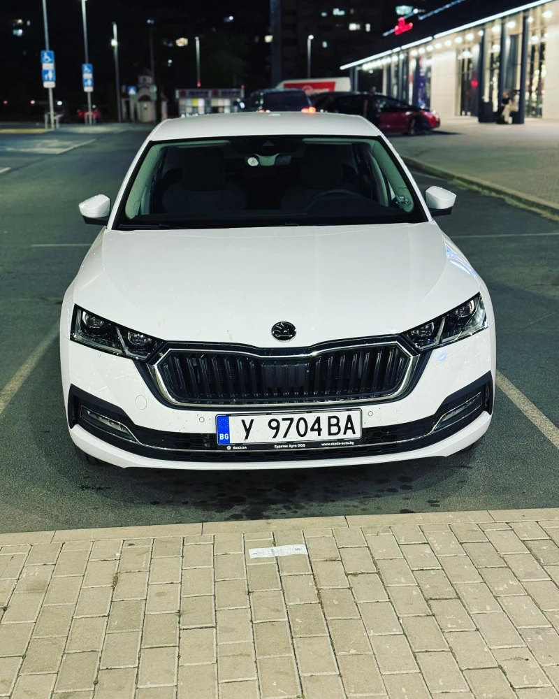 Skoda Octavia 2.0TDI 7DSG, снимка 2 - Автомобили и джипове - 46879678