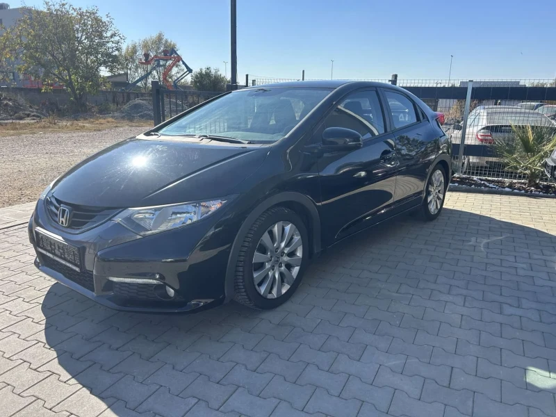 Honda Civic 1.4i* * 6скорости* * камера, снимка 11 - Автомобили и джипове - 47726779