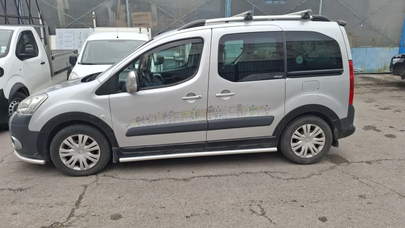 Citroen Berlingo Мултиспейс, снимка 15 - Автомобили и джипове - 48471850