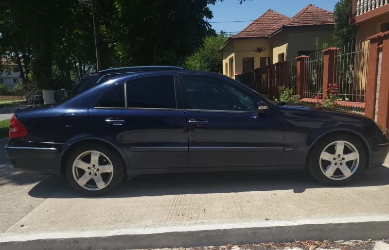 Mercedes-Benz E 320, снимка 4 - Автомобили и джипове - 48858674