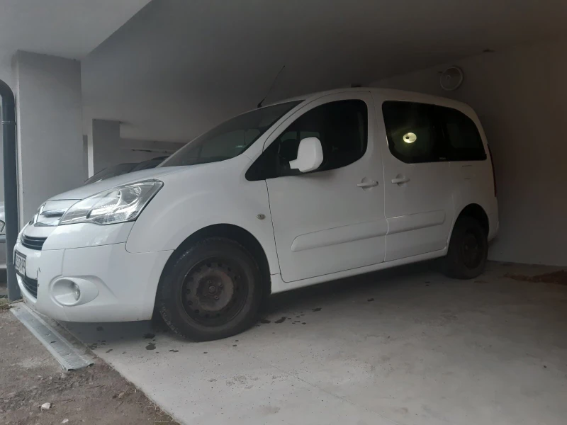 Citroen Berlingo, снимка 4 - Автомобили и джипове - 49621481