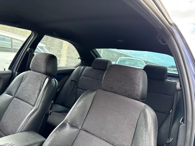 BMW 323 Compact* M PACK* Facelift* , снимка 15 - Автомобили и джипове - 50496141