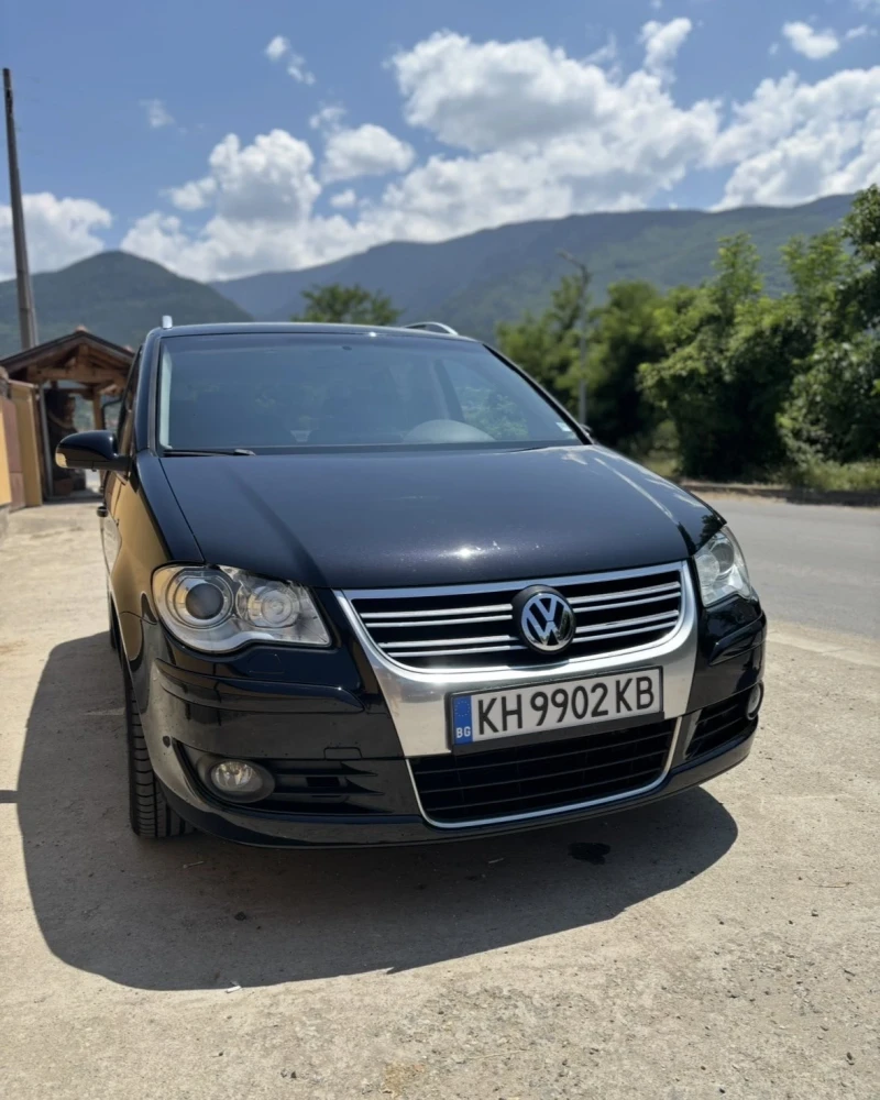 VW Touran, снимка 4 - Автомобили и джипове - 53100640