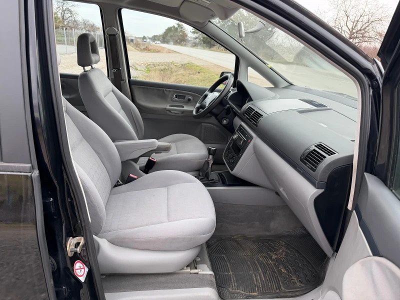 Seat Alhambra 2.0/ГАЗ/7 МЕСТА, снимка 13 - Автомобили и джипове - 53237602