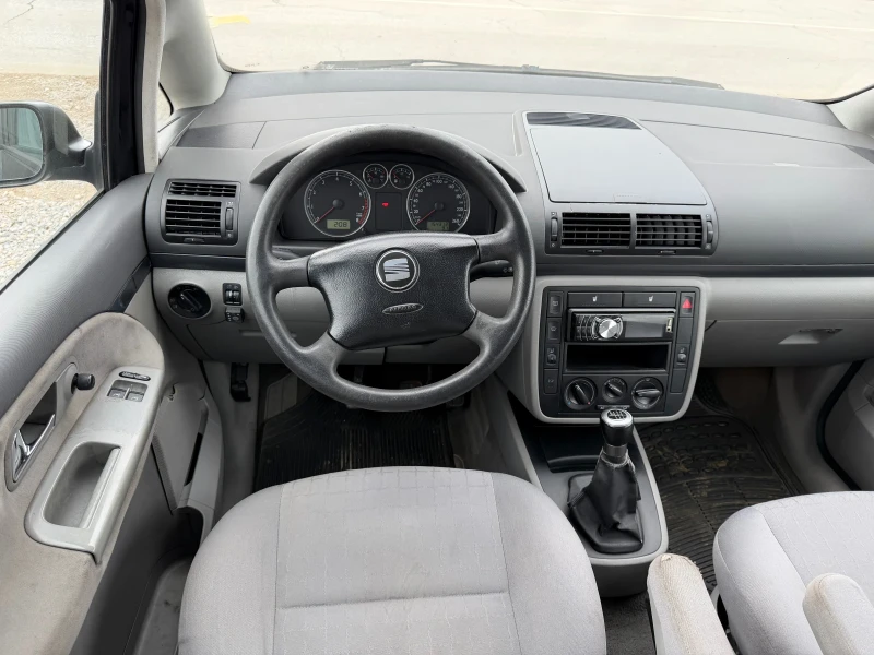 Seat Alhambra 2.0/ГАЗ/7 МЕСТА, снимка 11 - Автомобили и джипове - 53237602