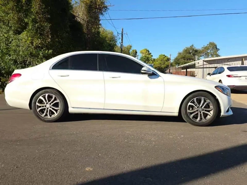 Mercedes-Benz C 300, снимка 5 - Автомобили и джипове - 53345016