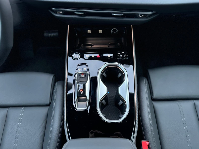 Audi A6 40 TFSI/NEW MODEL/S-LINE/MMI DISPLAY/, снимка 12 - Автомобили и джипове - 53466577