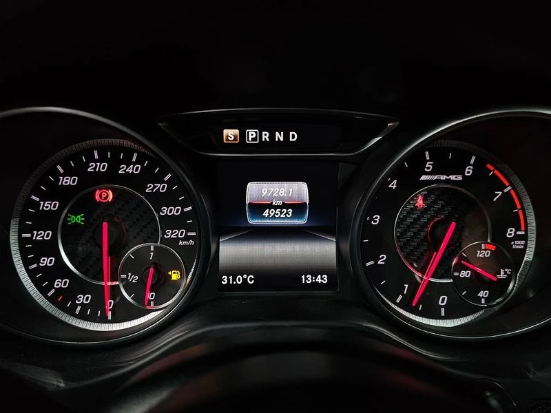 Mercedes-Benz CLA CLA45 AMG 4MATIC| 375к.с.| ВКЛ.ТЕХНОТЕСТ, снимка 8 - Автомобили и джипове - 55400996