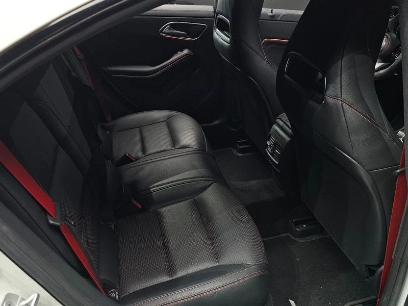 Mercedes-Benz CLA CLA45 AMG 4MATIC| 375к.с.| ВКЛ.ТЕХНОТЕСТ, снимка 11 - Автомобили и джипове - 55400996