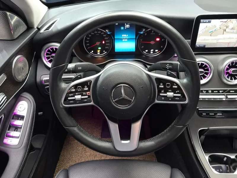 Mercedes-Benz C 200 Avantgarde, снимка 13 - Автомобили и джипове - 55783941