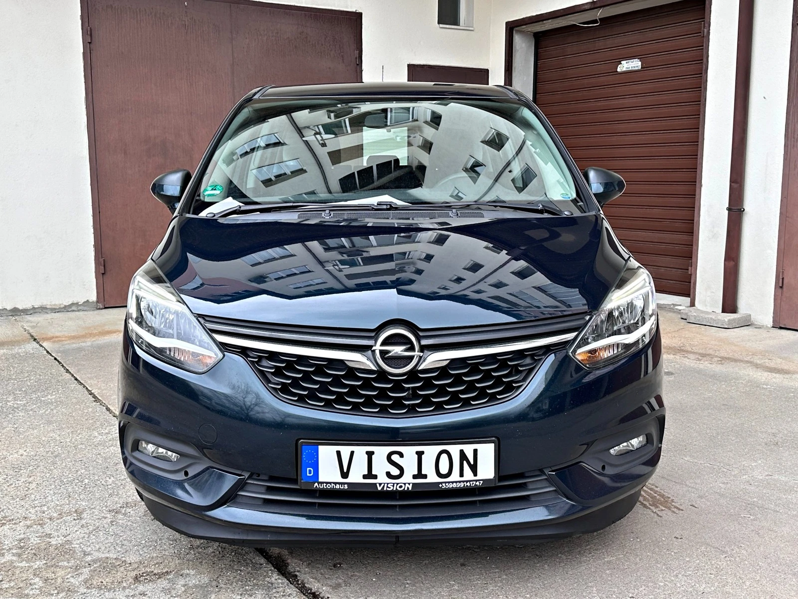 Opel Zafira * 2017* LED*  - [1] 