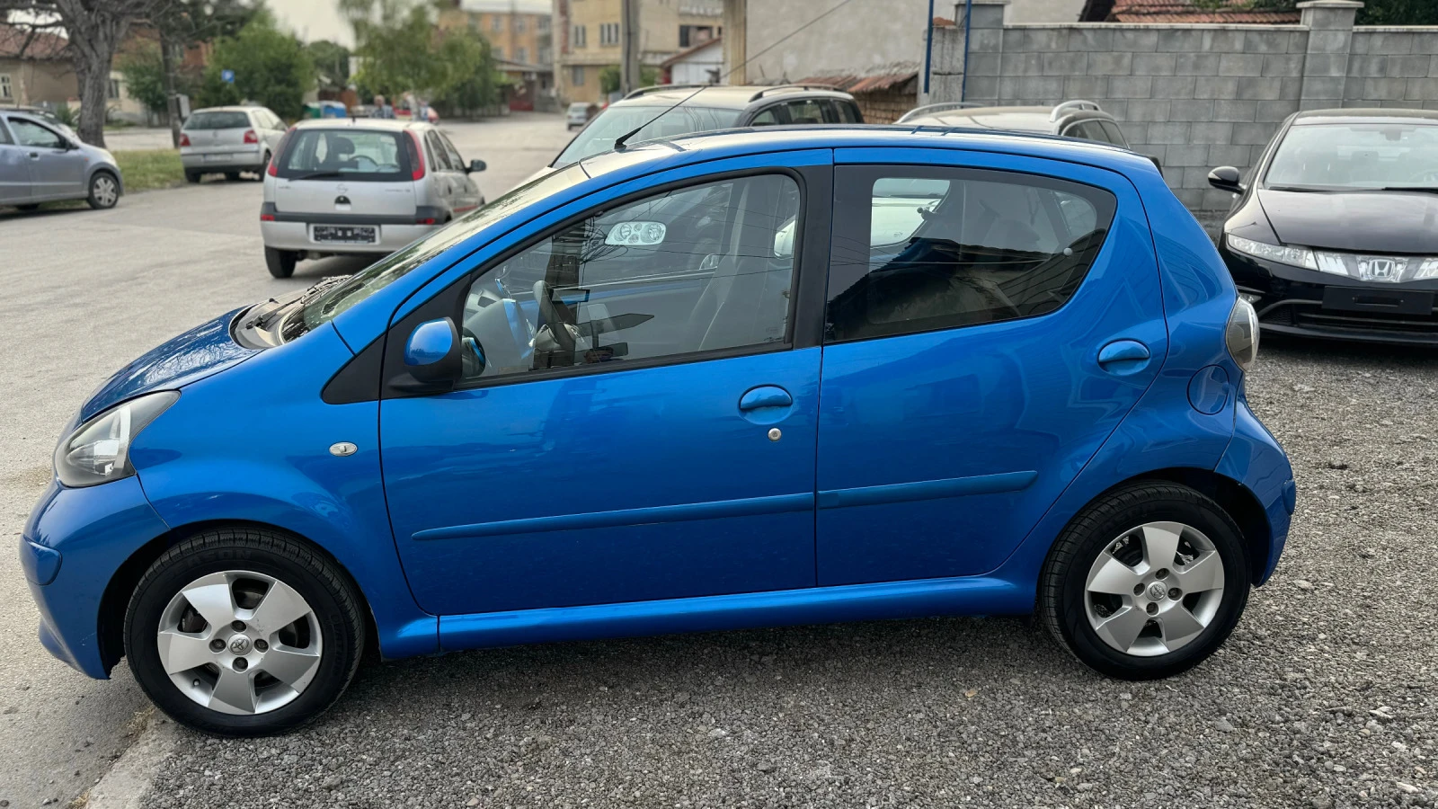 Toyota Aygo 1.4 Turbo Diesel Blue - изображение 2