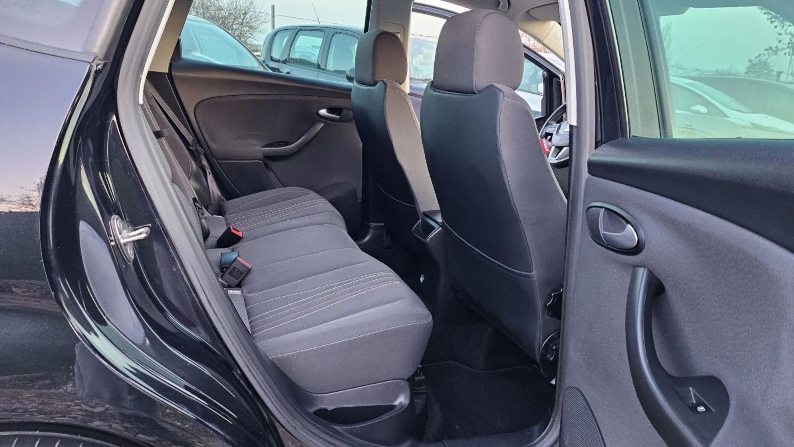 Seat Altea XL 1.6TDI | Mobile.bg — изображение 11