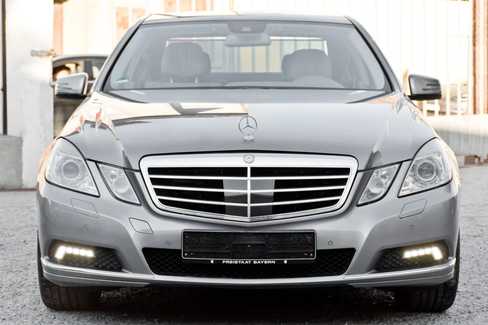 Mercedes-Benz E 350 CDI-DISTRONIC-МАСАЖ-КАМЕРА-AMBIENT-LINE ASIST-FULL - изображение 2