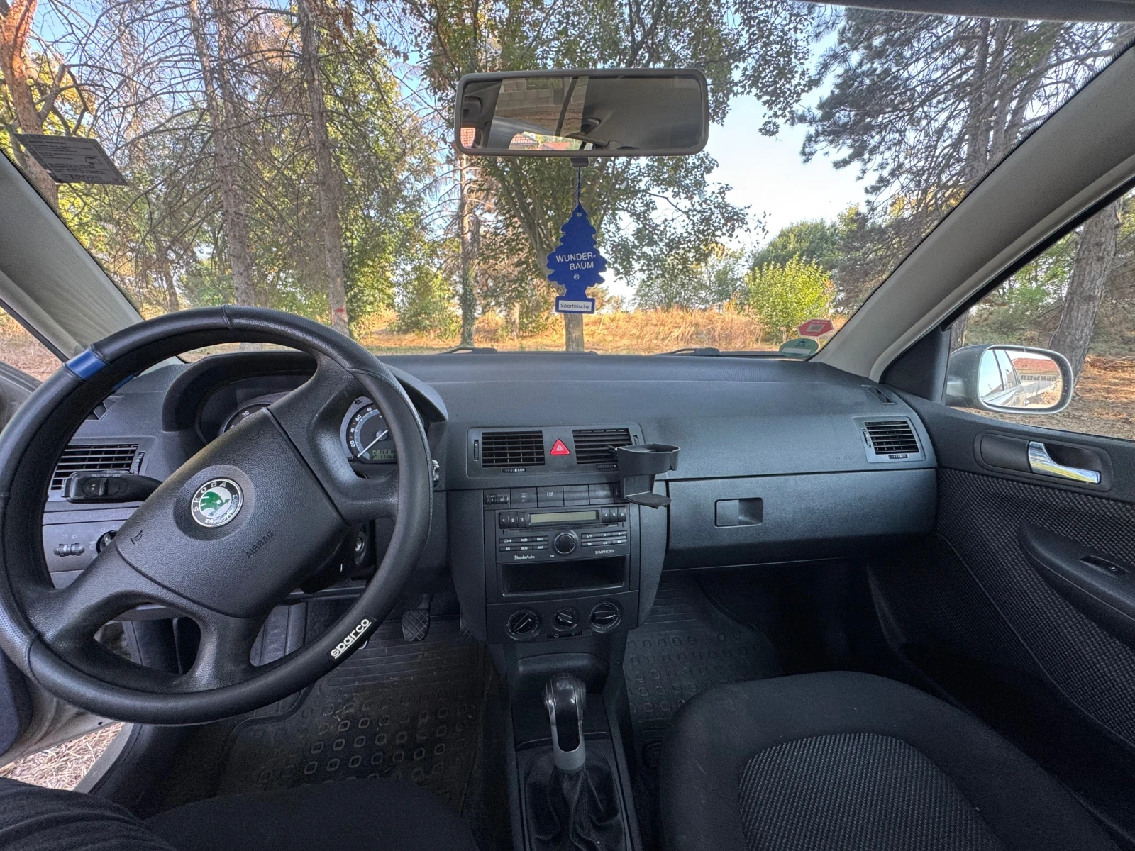 Skoda Fabia 1.4 бензин - изображение 2
