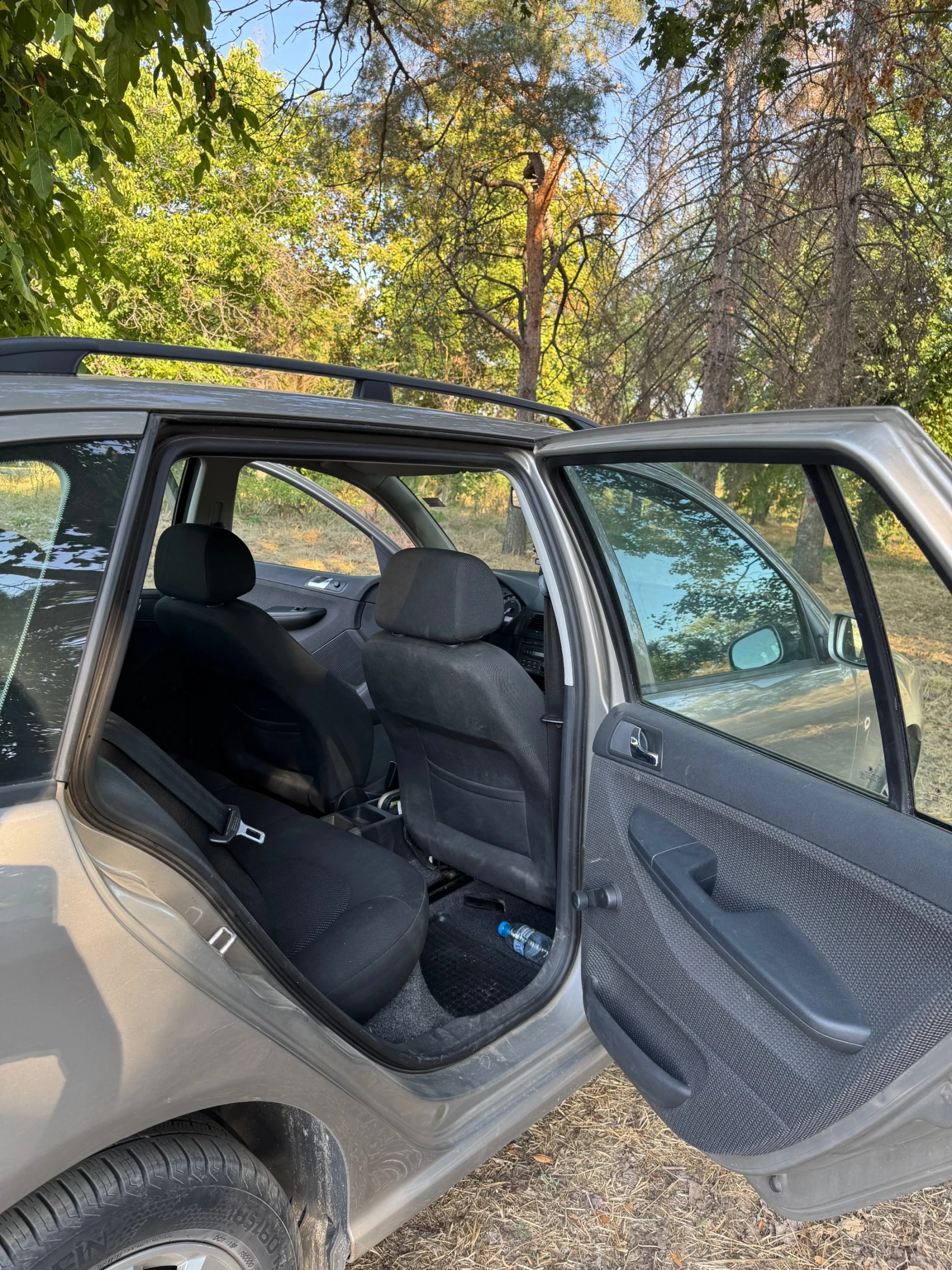Skoda Fabia 1.4 бензин - изображение 5