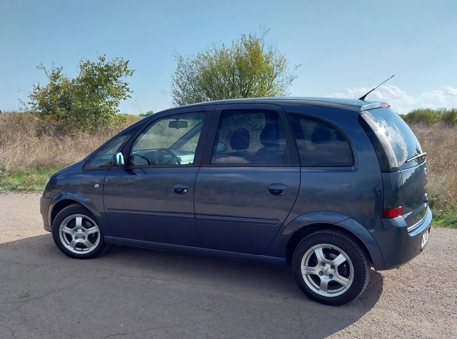 Opel Meriva 1.4 - изображение 3