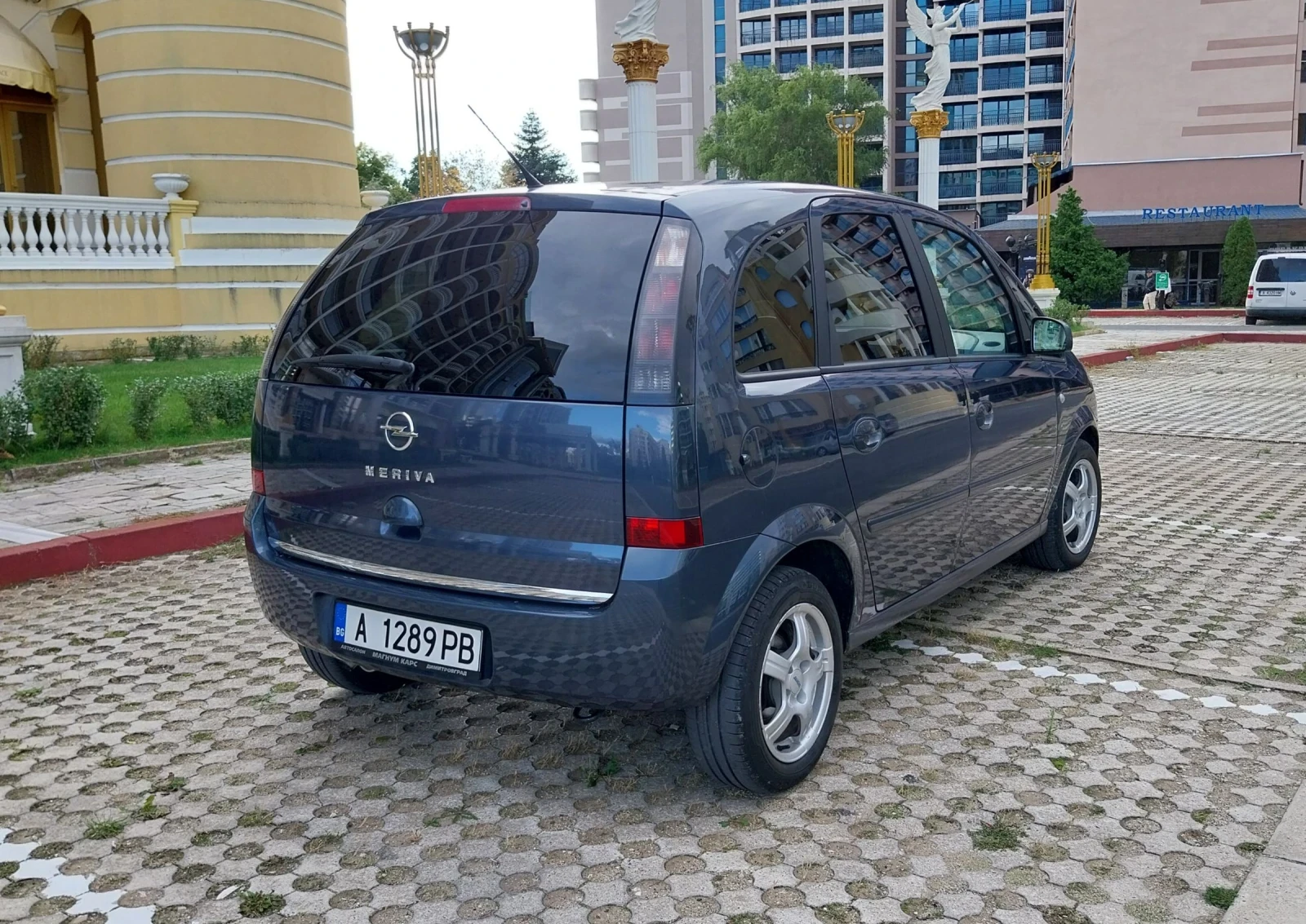 Opel Meriva 1.4 - изображение 7